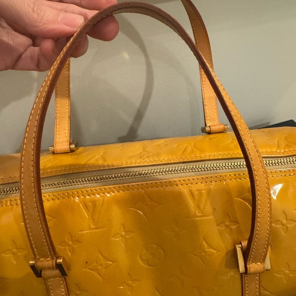 Louis Vuitton Monogram Vernis Bedford Bag - Picture 3 of 11